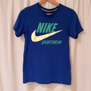 Nike sportswear logo t-shirt blue slim fit medium